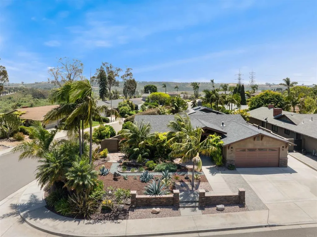 https://cdn.realtyfeed.com/cdn/127/306716615/1ffc186f4e93f5644ed42bb61bcaded6.webp