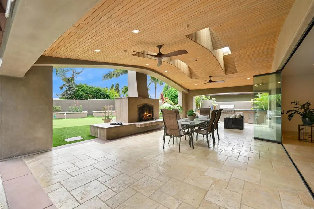 https://cdn.realtyfeed.com/cdn/127/306716615/389bac8b8e98f0eceedd5e7c1fb676d9.webp