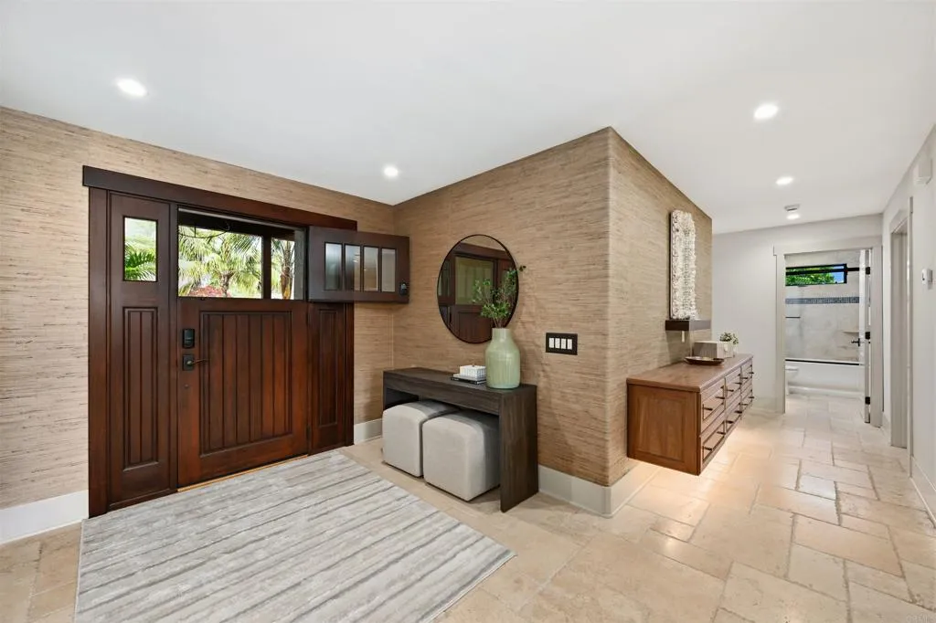 https://cdn.realtyfeed.com/cdn/127/306716615/99d3bf7ba4b1898cc2a20ce9b2eccc9e.webp