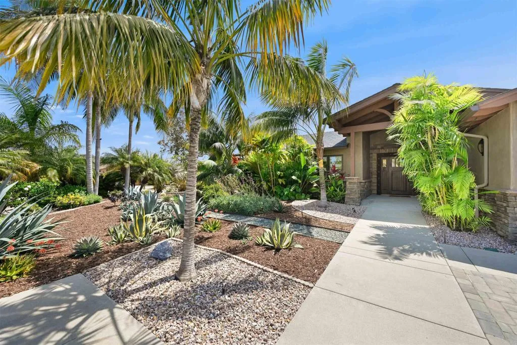 https://cdn.realtyfeed.com/cdn/127/306716615/c83b696cc772da489f6da5df2ceee08f.webp