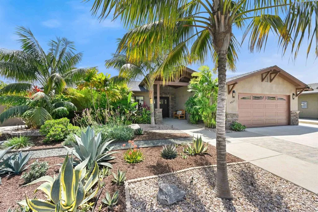 https://cdn.realtyfeed.com/cdn/127/306716615/dc5ccf27e572da7edaaddca63a83b523.webp
