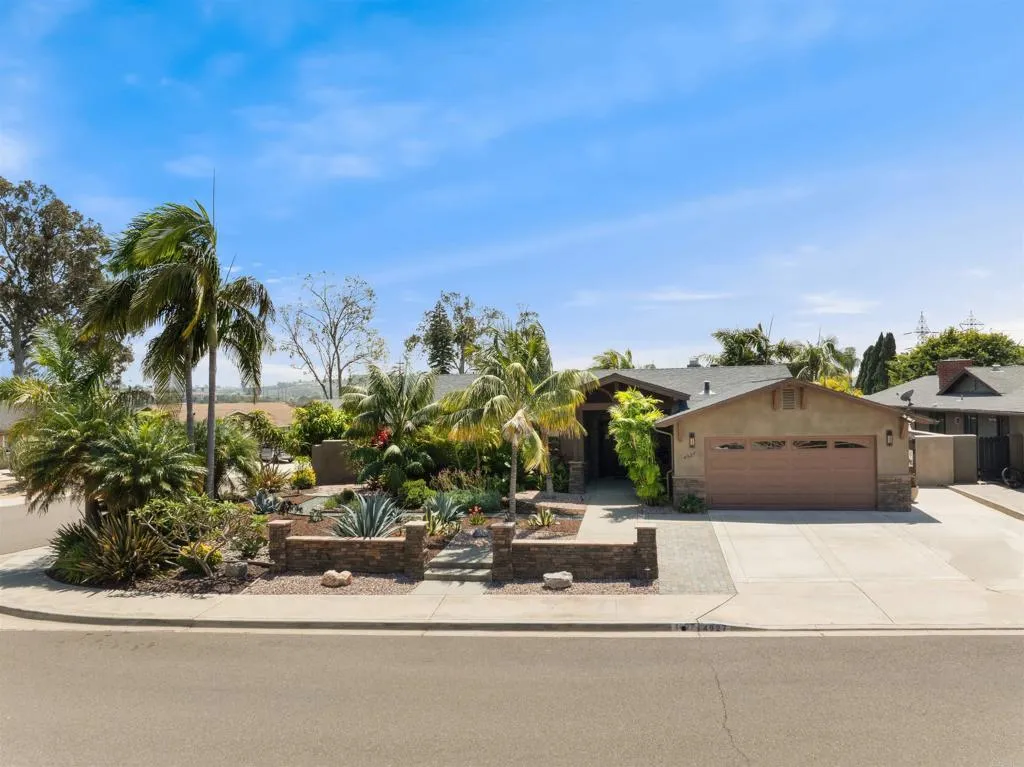 https://cdn.realtyfeed.com/cdn/127/306716615/dc749cab6ccd95d692639a448a4aeca9.webp