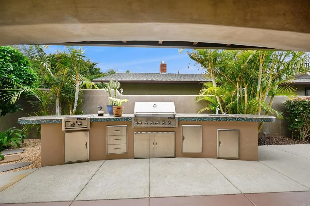 https://cdn.realtyfeed.com/cdn/127/306716615/e3899c3399dc805fd0ca0b9f4d9e3728.webp