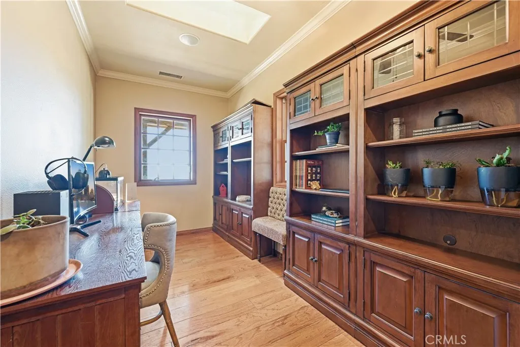 https://cdn.realtyfeed.com/cdn/127/306716650/279bff9bd9d56b82f86a91709bacd77f.webp