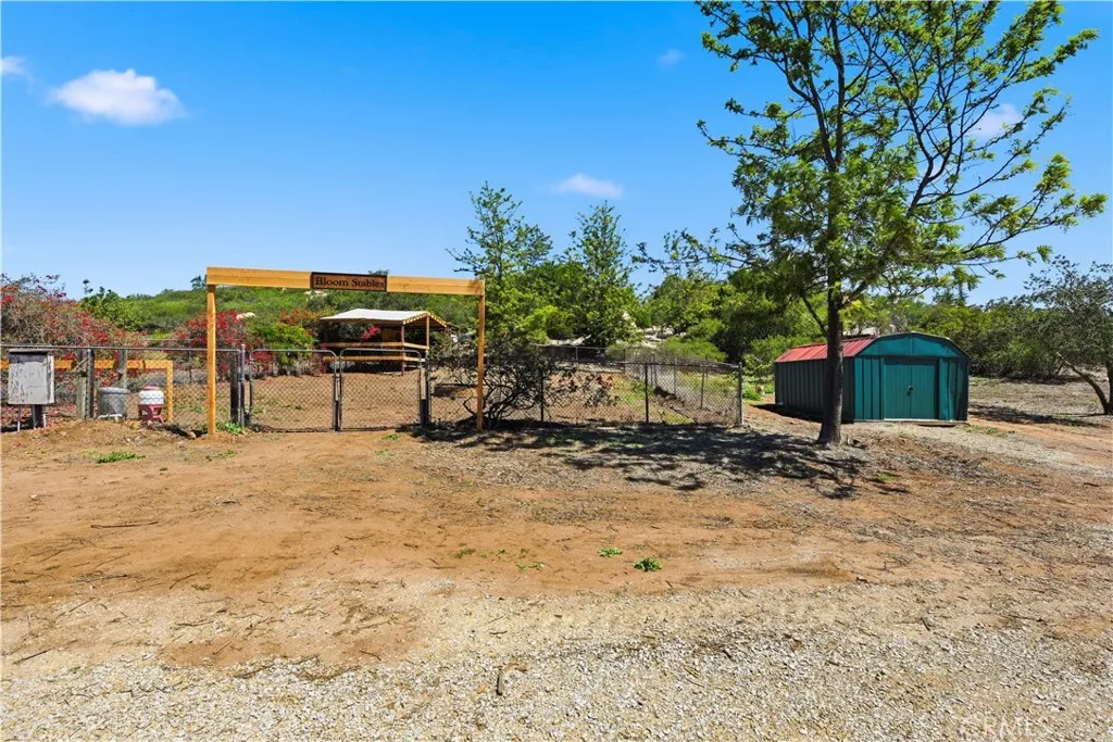 https://cdn.realtyfeed.com/cdn/127/306716650/3d7728d33cb96f3784ec917665bd2560.webp
