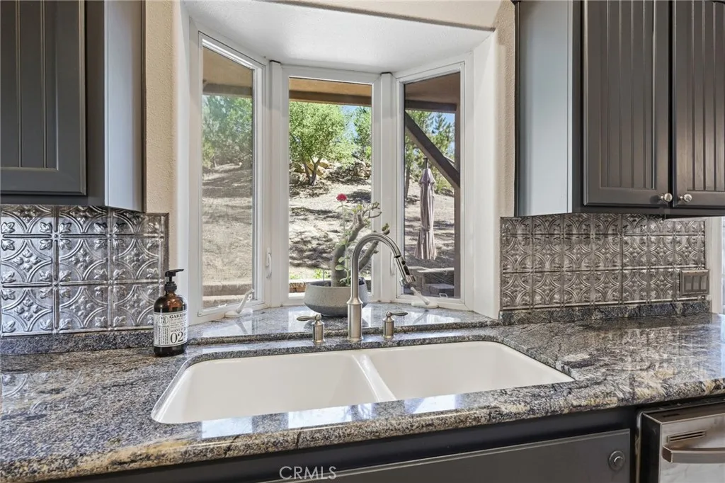 https://cdn.realtyfeed.com/cdn/127/306716650/434d47d2856eba3d4fdbe9992ec88464.webp