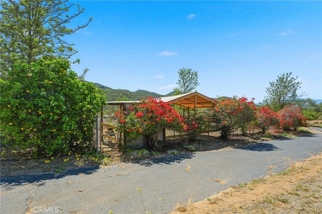 https://cdn.realtyfeed.com/cdn/127/306716650/5f382f761283e72927976424d85e7014.webp