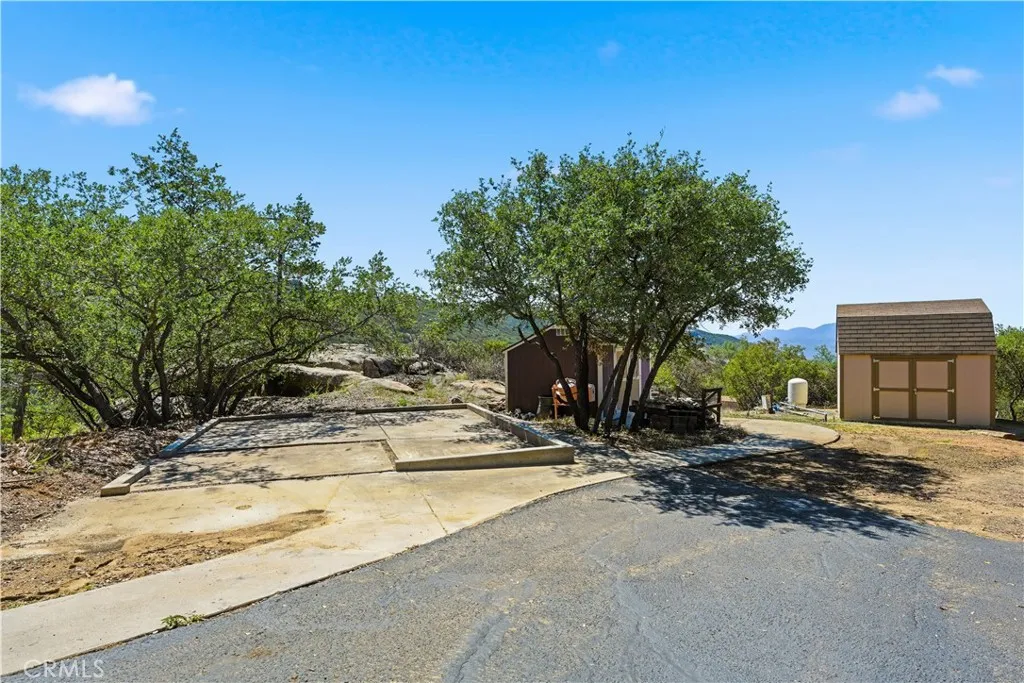 https://cdn.realtyfeed.com/cdn/127/306716650/938e8ab3949d5ea5a2b40fdb5dba285f.webp