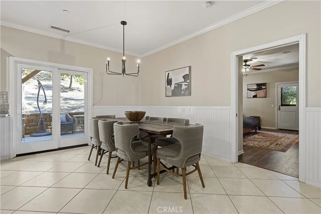 https://cdn.realtyfeed.com/cdn/127/306716650/c2ed8c1728c094f1a083c7cd122a0512.webp