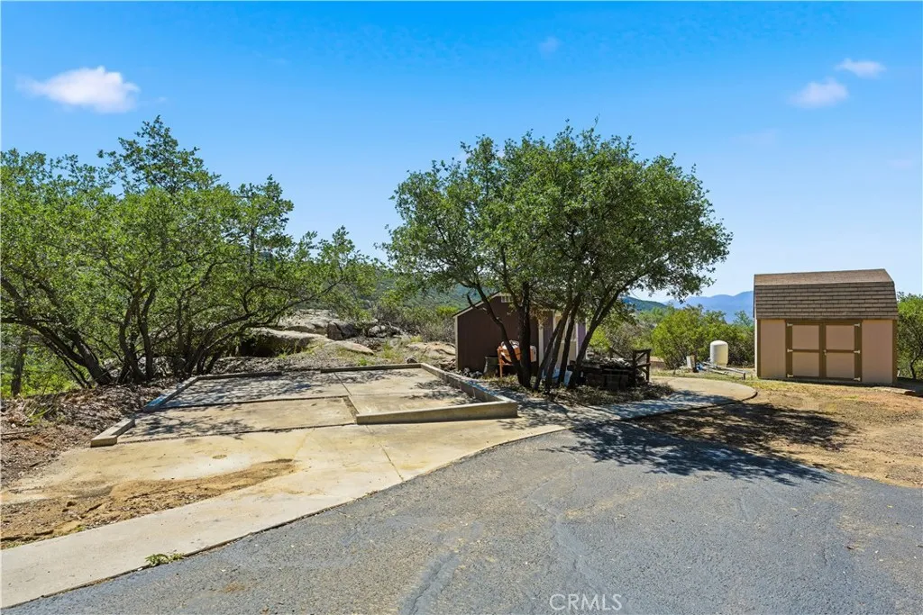 https://cdn.realtyfeed.com/cdn/127/306716650/c76def7abd5d1ff15cea3e5868018a66.webp
