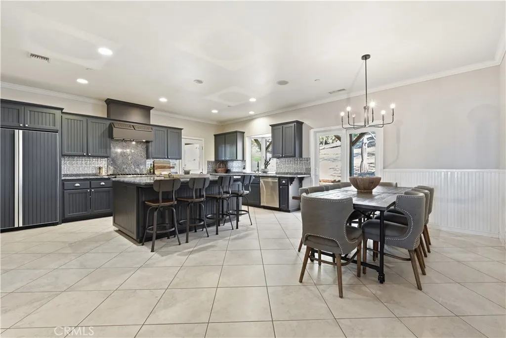https://cdn.realtyfeed.com/cdn/127/306716650/ff0caf6dd8e18b192672bfe4602fecd5.webp