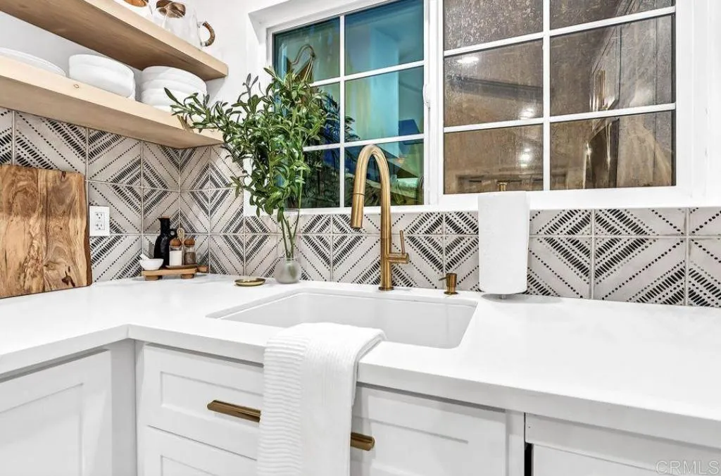 https://cdn.realtyfeed.com/cdn/127/306716667/9c10fc3ebb4c44fe46b5d11b0df541b4.webp