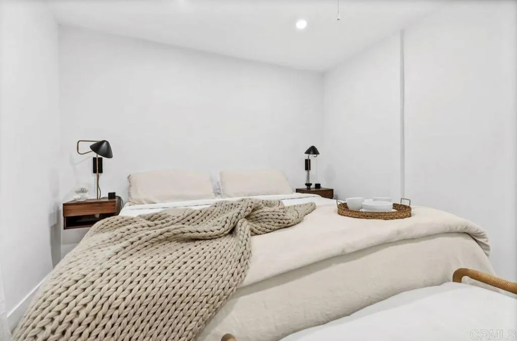 https://cdn.realtyfeed.com/cdn/127/306716667/9ce51ec0c214a84bbdcaae1c0dc8c257.webp