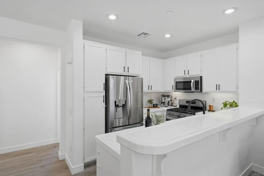 Photo #6: PTP2603628 Listing: Photo #6