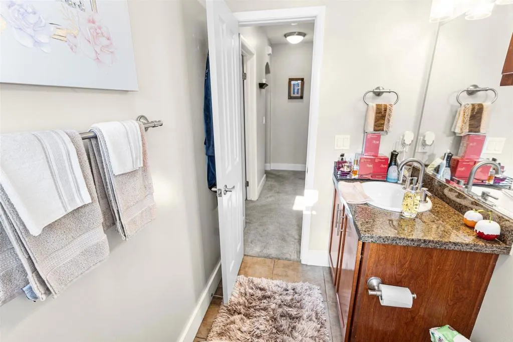 https://cdn.realtyfeed.com/cdn/127/306716766/560e485be9a20704540f3446af61d101.webp