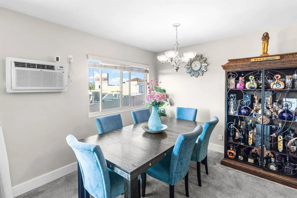 https://cdn.realtyfeed.com/cdn/127/306716766/f1793490c55301ca228bc1de296edc31.webp