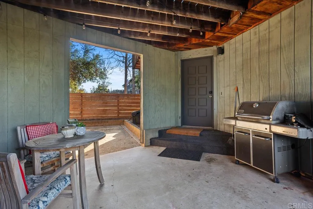 https://cdn.realtyfeed.com/cdn/127/306716768/38aa9e773cd7ddbbdd7c7914647d0825.webp