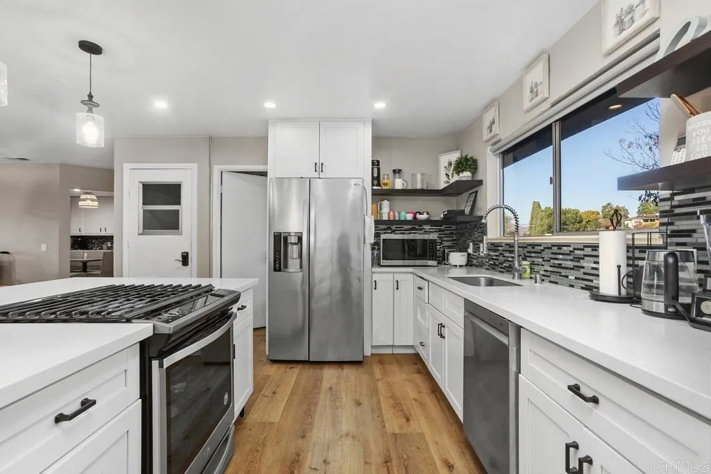 https://cdn.realtyfeed.com/cdn/127/306716768/8d134f89372acab49fb966a722e61ed1.webp