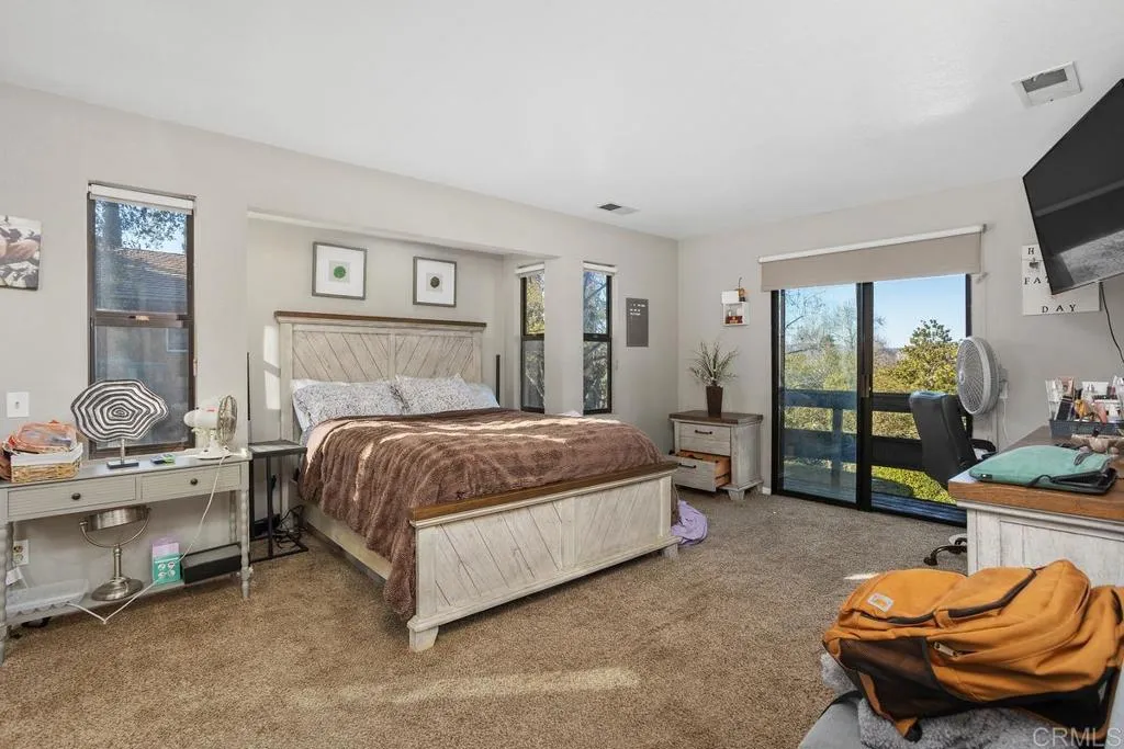 https://cdn.realtyfeed.com/cdn/127/306716768/9c70b3c378efd242cb3a682a16bbb081.webp