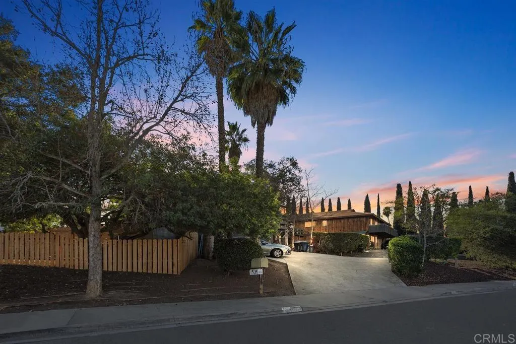 https://cdn.realtyfeed.com/cdn/127/306716768/a255772f6a0b6b357d6795f7ab2abfb7.webp