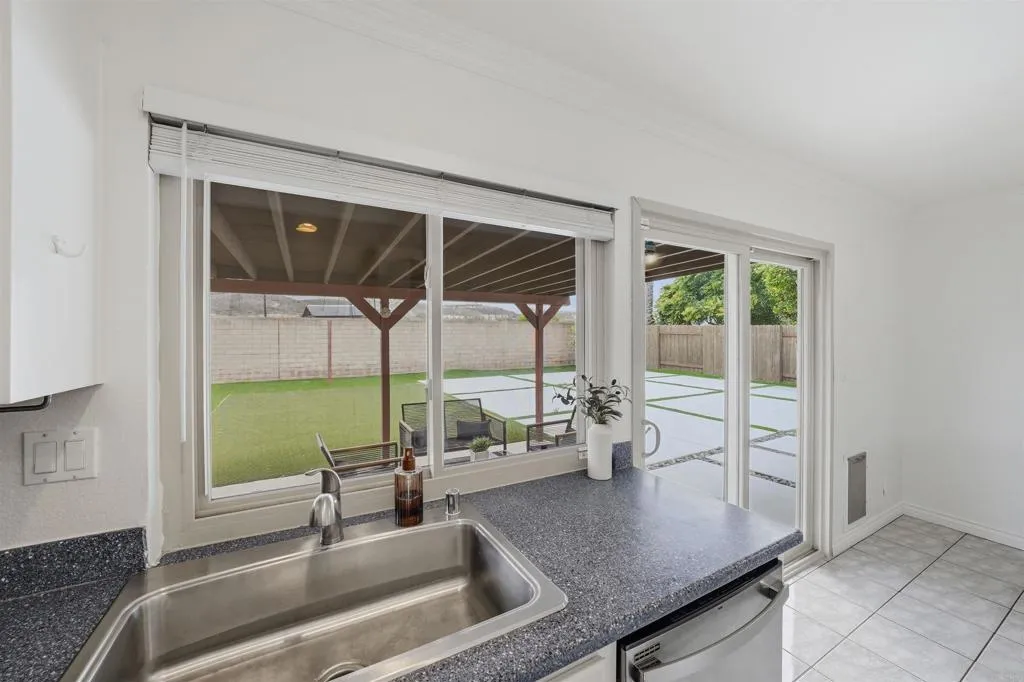 https://cdn.realtyfeed.com/cdn/127/306716796/dde6e4f989e6ebfcca26e058d35d52e6.webp