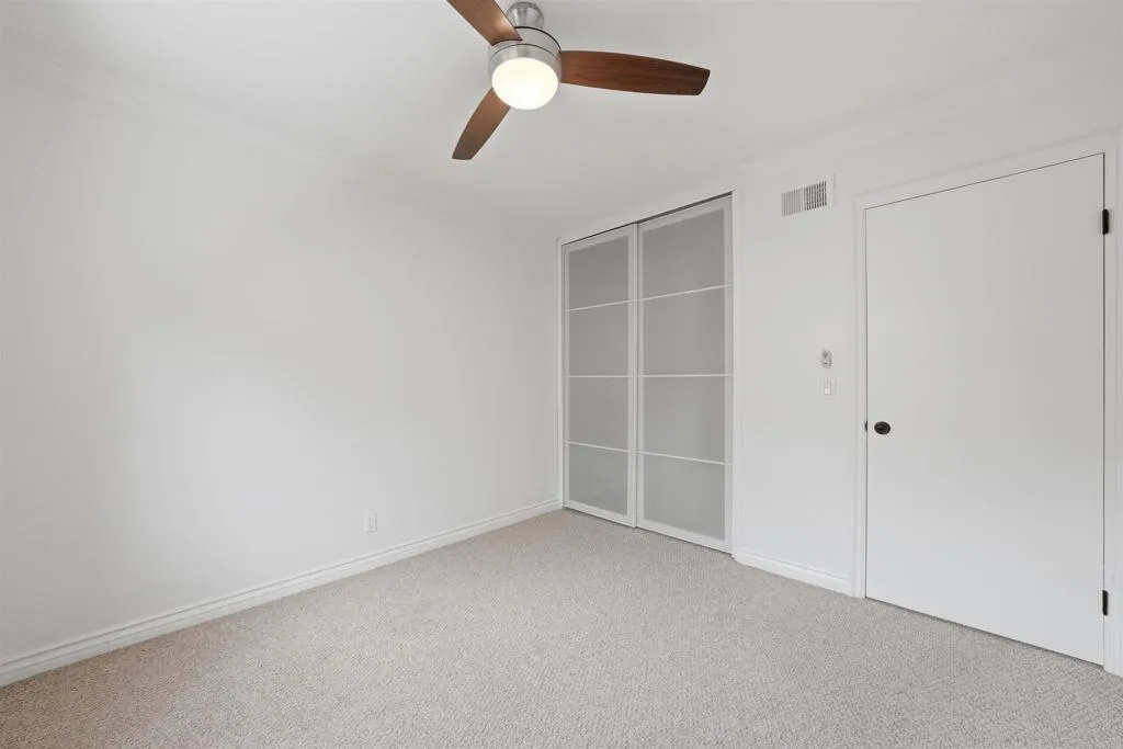 https://cdn.realtyfeed.com/cdn/127/306716796/f3ae0d70a74199bb3df1936bac8542e8.webp