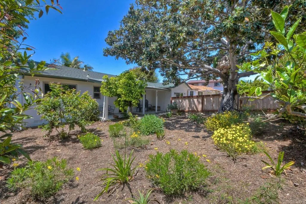 https://cdn.realtyfeed.com/cdn/127/306716822/2c4cb87eaafc4151452d12a767966da1.webp