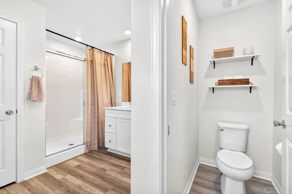 https://cdn.realtyfeed.com/cdn/127/306716827/88a434eb613513e429f79d610fccbeb8.webp