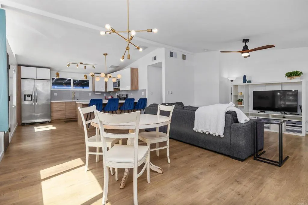 https://cdn.realtyfeed.com/cdn/127/306716828/9edfb49a6c21c341b9f31f08703e7152.webp