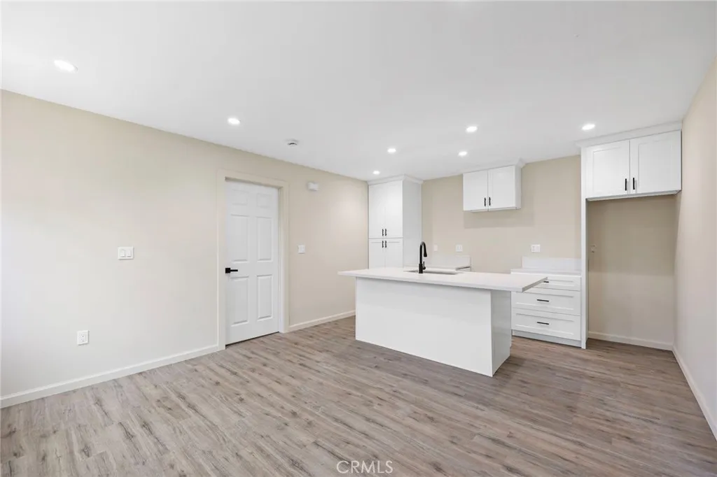Azusa, CA 91702