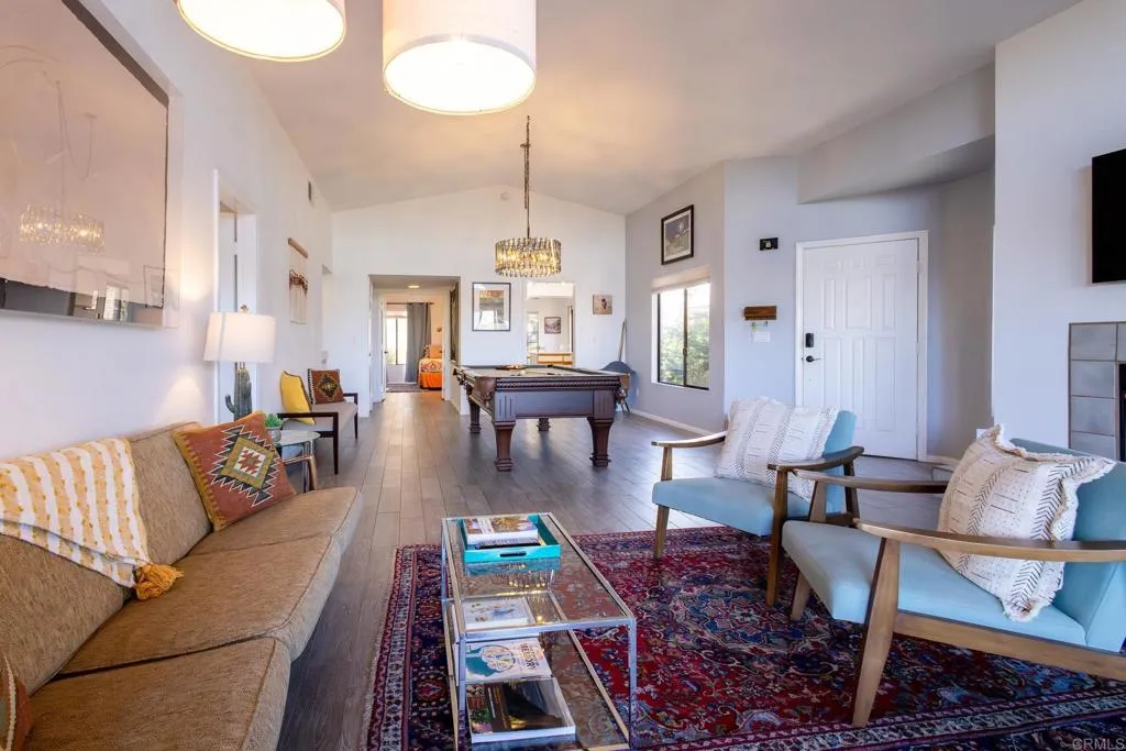 https://cdn.realtyfeed.com/cdn/127/306716916/1103077f8f1d9596fe5bd29929810a2c.webp