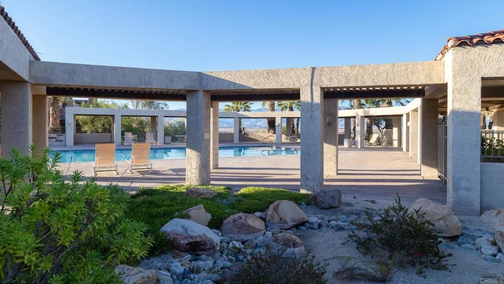 https://cdn.realtyfeed.com/cdn/127/306716916/3116eb613bd3fb8b99b57a11ce70300d.webp