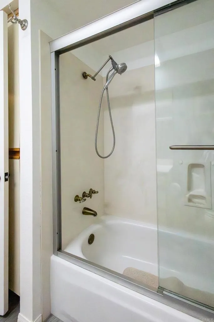 https://cdn.realtyfeed.com/cdn/127/306716916/8b95bcb99d3407b2ae76d43d94a54851.webp