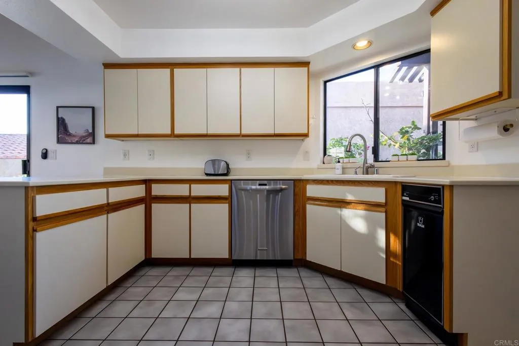 https://cdn.realtyfeed.com/cdn/127/306716916/d2b7159cc4921820b1a5f7a1229cca8c.webp
