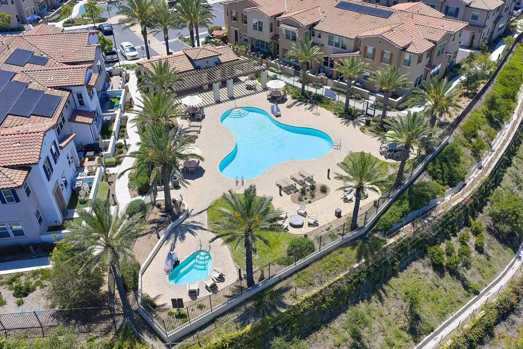 https://cdn.realtyfeed.com/cdn/127/306716921/0538fee1125d4addc17be20c4b5e10d9.webp