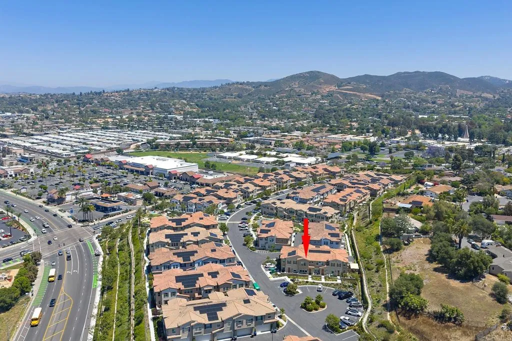 https://cdn.realtyfeed.com/cdn/127/306716921/11fa487669ffc6e9d872d9dbef86ff5d.webp