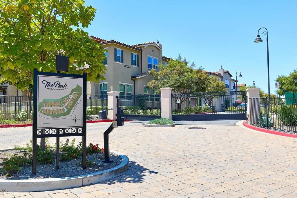 https://cdn.realtyfeed.com/cdn/127/306716921/a214a12dbc7af9b113b16513d75ae6e5.webp