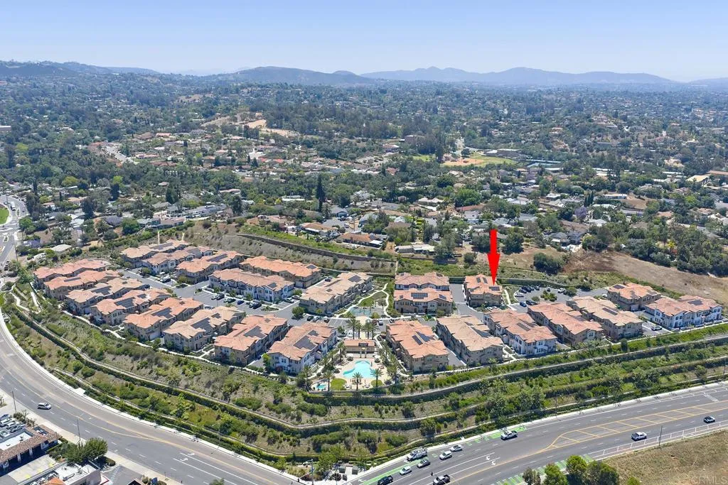 https://cdn.realtyfeed.com/cdn/127/306716921/c15ef2d80272ef5fde4b45ef492f9e00.webp