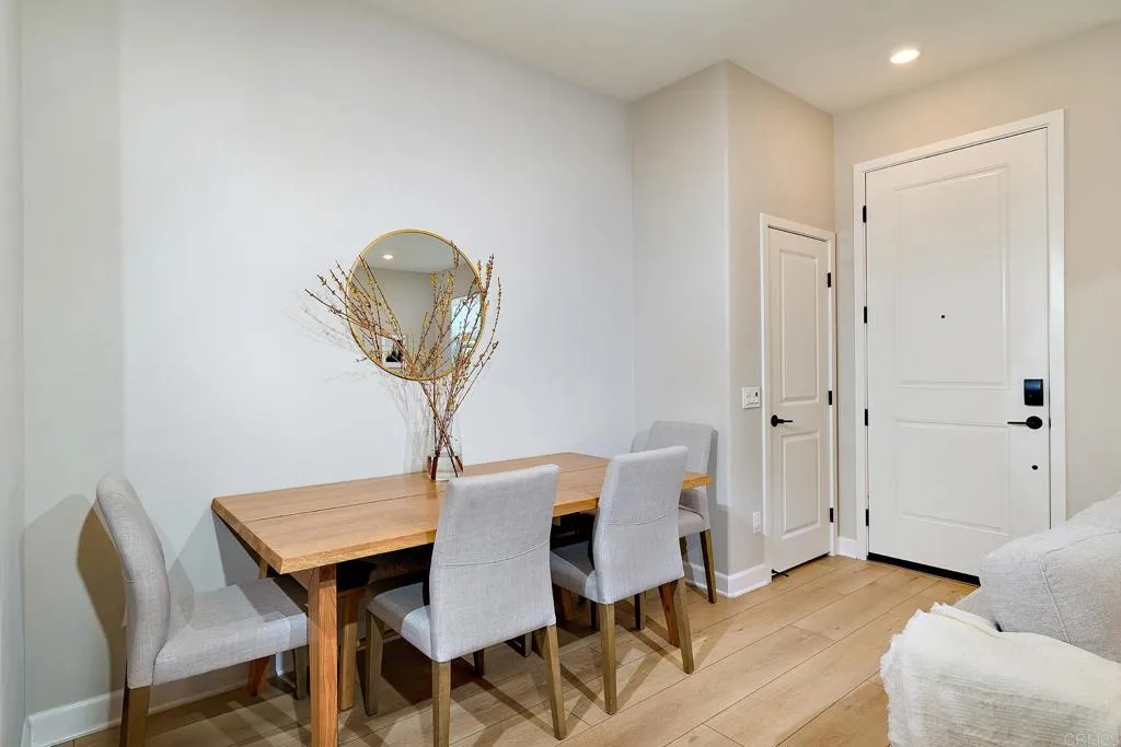 https://cdn.realtyfeed.com/cdn/127/306716921/caa73f336a4ad78af9be2f496faed7ae.webp