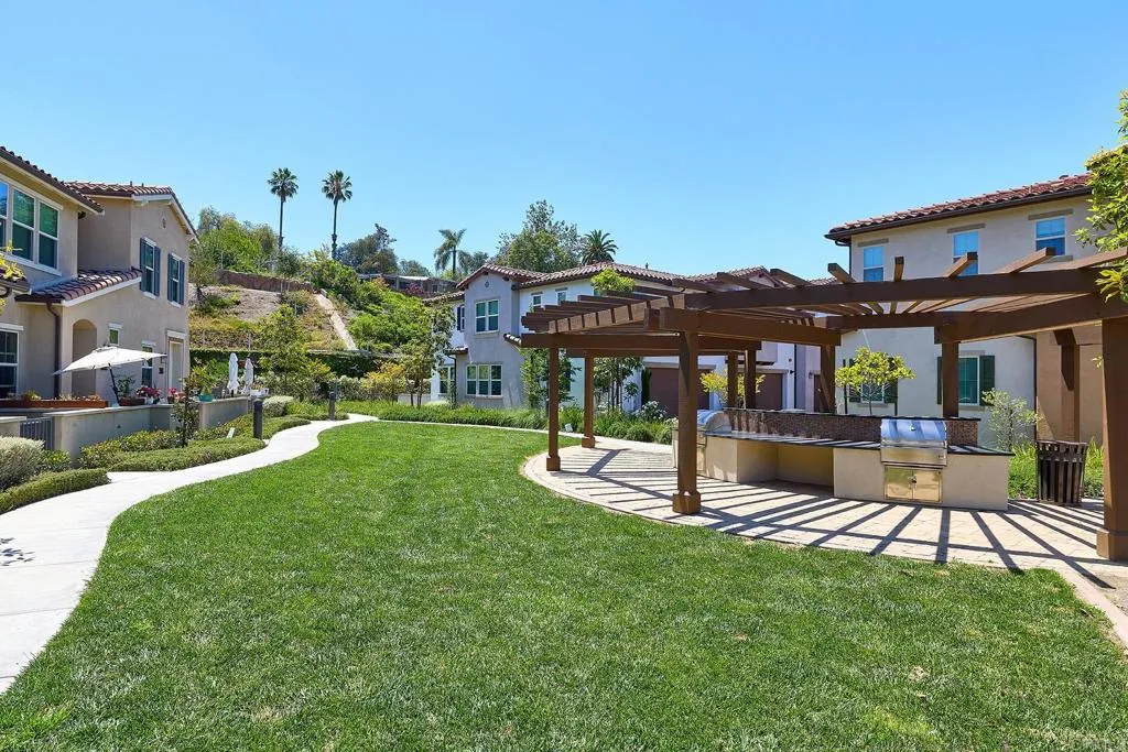 https://cdn.realtyfeed.com/cdn/127/306716921/fa97609a6b721a9a9b0875a73a690893.webp
