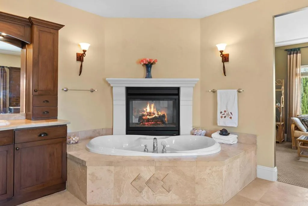 https://cdn.realtyfeed.com/cdn/127/306716974/7461038114236d60c14553239104ff1e.webp