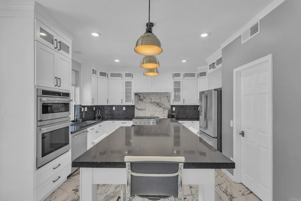 Photo #12: PTP2603639 Listing: Photo #12