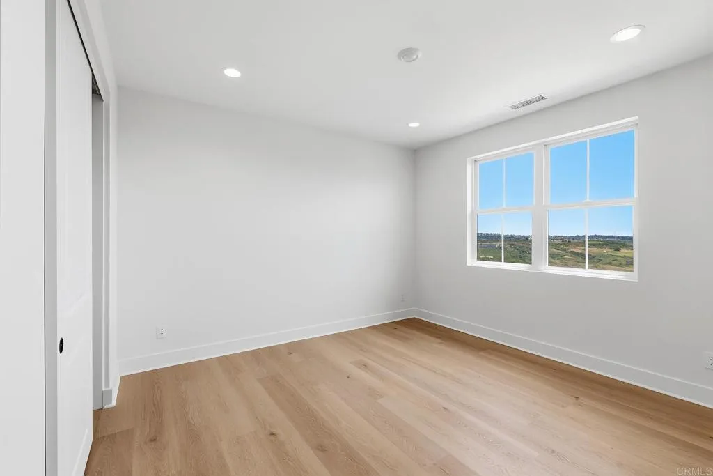 https://cdn.realtyfeed.com/cdn/127/306717009/0e65045c47cdb88736694dcd19b4679a.webp