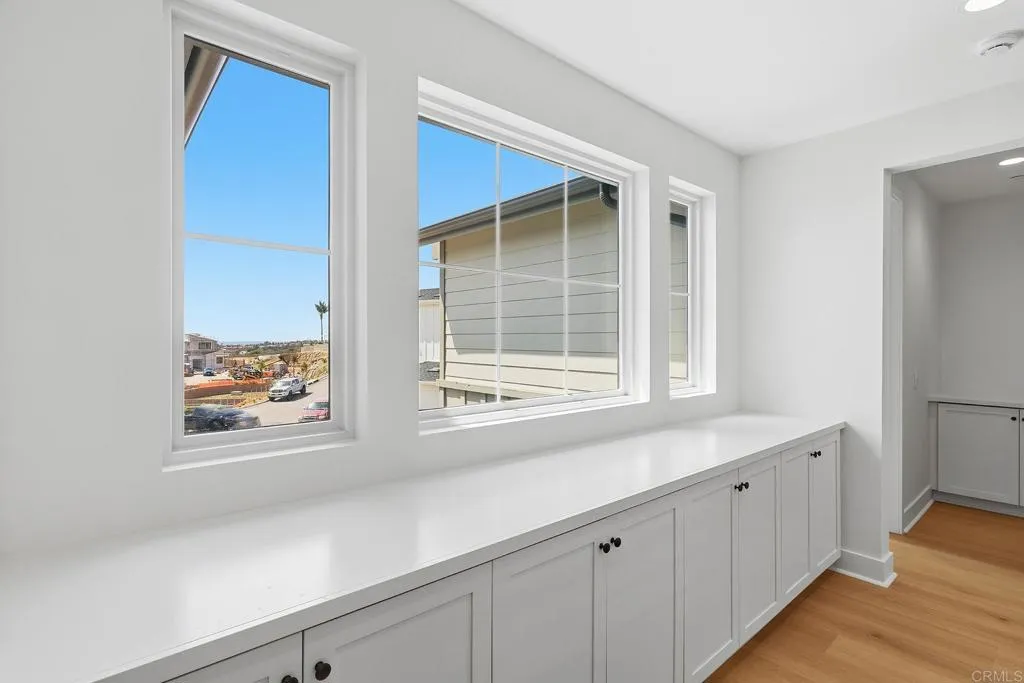 https://cdn.realtyfeed.com/cdn/127/306717009/c1ce22958ab32750bec2fac50dbb9feb.webp