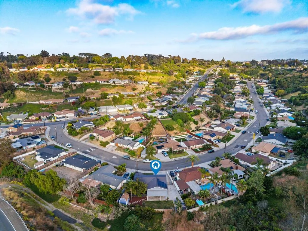 https://cdn.realtyfeed.com/cdn/127/306717084/4bac136e3fc37590e6f606579c2b4f6c.webp