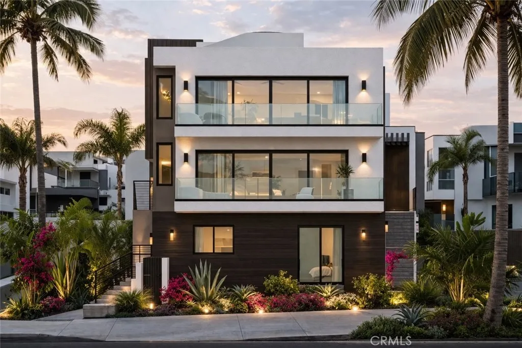 https://cdn.realtyfeed.com/cdn/127/306717140/ee1a166725a8500f80eee7d4a46bfee0.webp