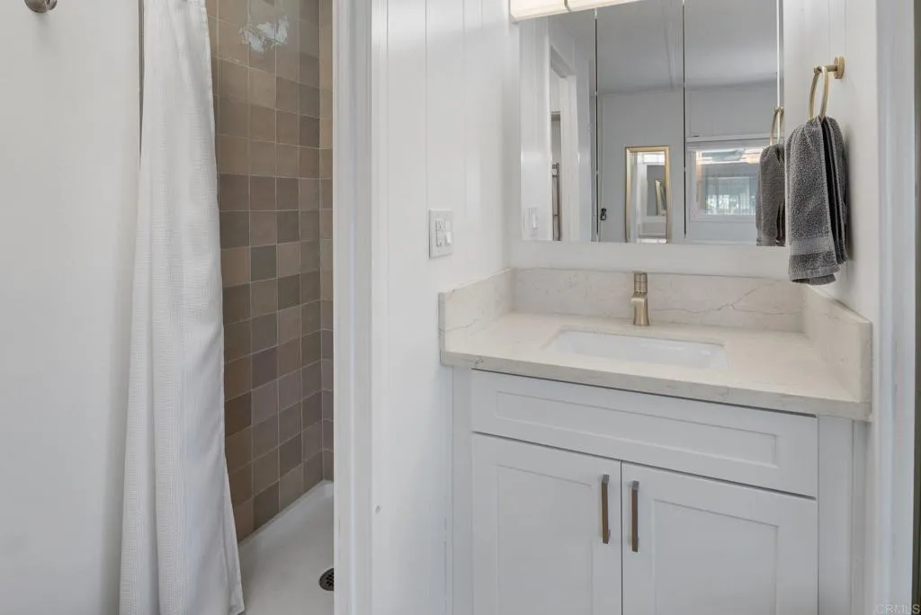 https://cdn.realtyfeed.com/cdn/127/306717157/7428ce9ace4d3cfe8bc2bb7ba611d711.webp