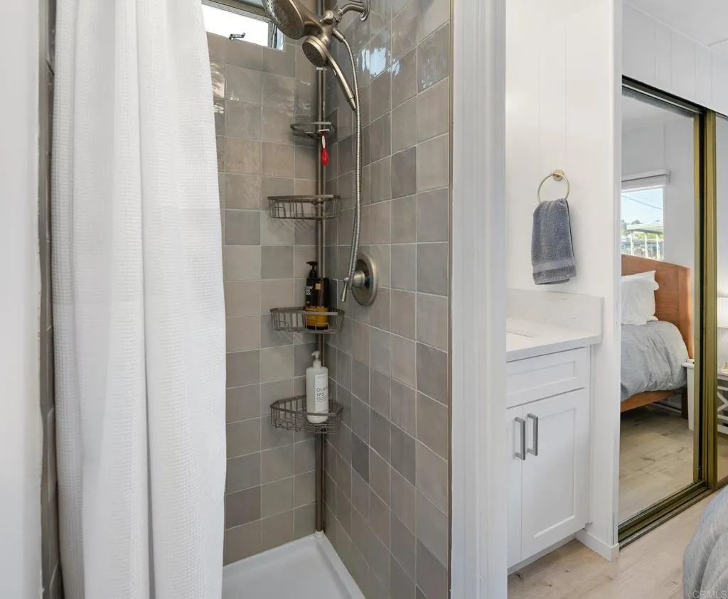 https://cdn.realtyfeed.com/cdn/127/306717157/783fdae80e3452212455494dd75c8bfb.webp