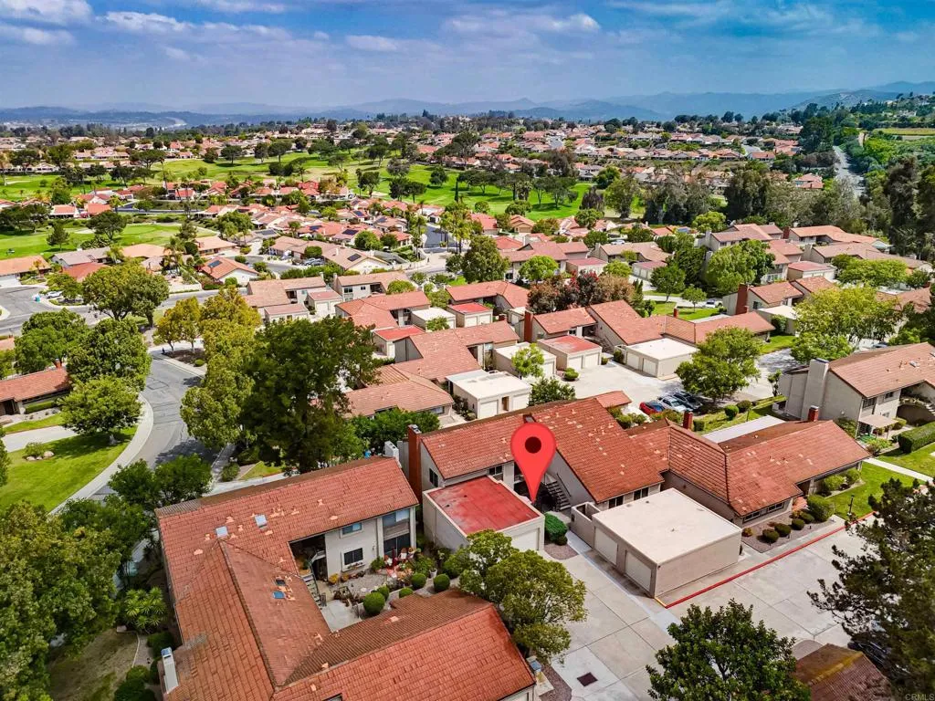 https://cdn.realtyfeed.com/cdn/127/306717164/f1940da2b977db9f0d044c332918dc13.webp
