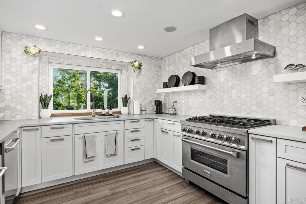 https://cdn.realtyfeed.com/cdn/127/306717166/ad1e198ae3d9f889a4789438a5e86873.webp